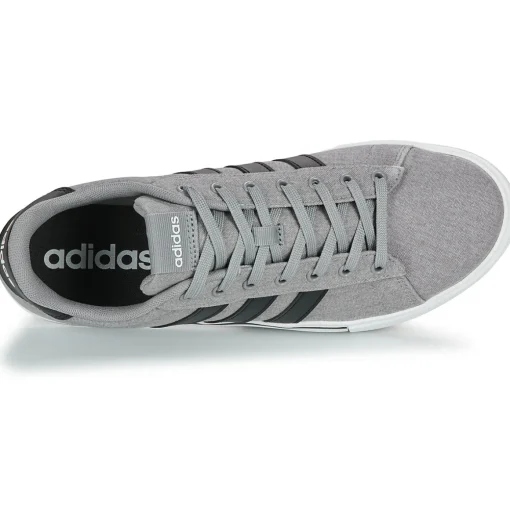 Adidas Sportswear - DAILY 4.0