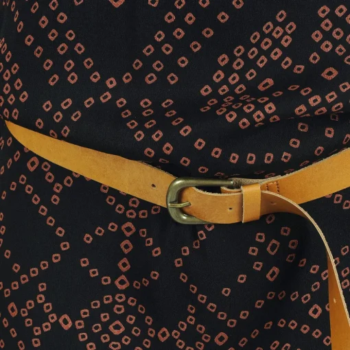 Antik Batik - QUINN