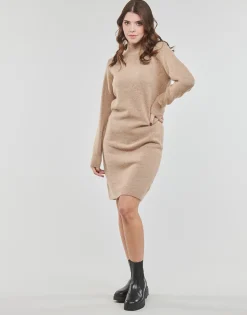 Betty London - EMYA