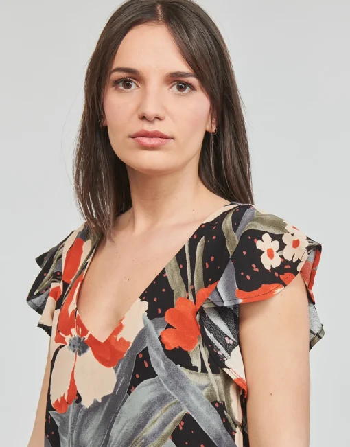 Betty London - JOANA