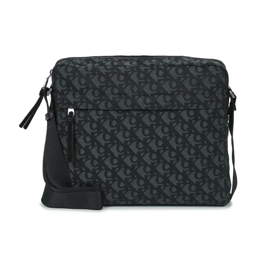 Calvin Klein Jeans - SLOUCHED MONOGRAM ZIP FLIGHT BAG