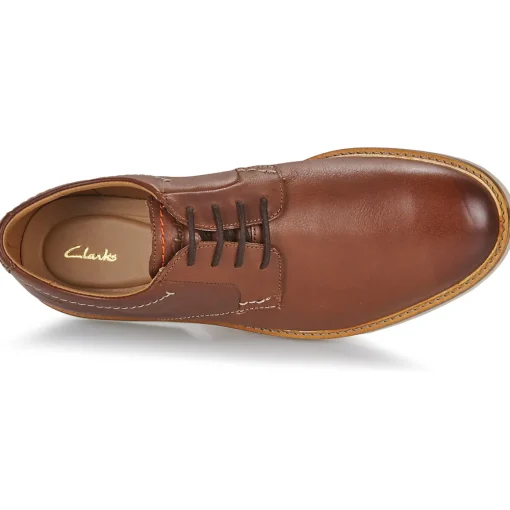 Clarks - ATTICUS LTLACE