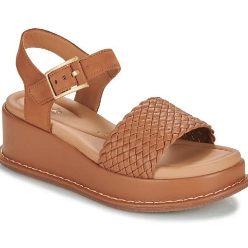 Clarks - KIMMEI BAY