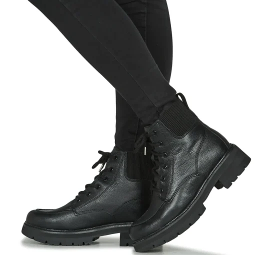 Clarks - ORIANNA MID