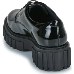 Clarks - PAGE WALK
