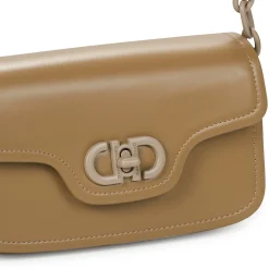 David Jones - CM7403A