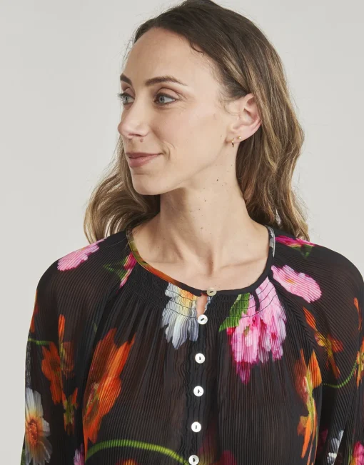 Desigual - MOMO
