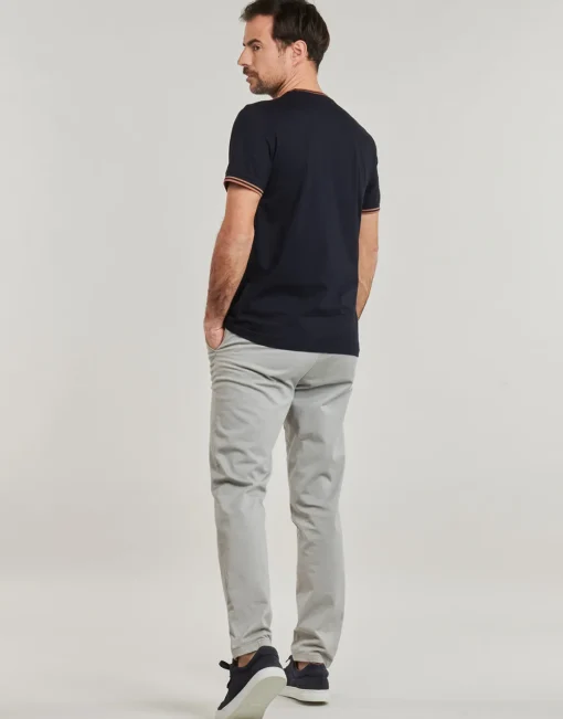 Fred Perry - TWIN TIPPED T-SHIRT