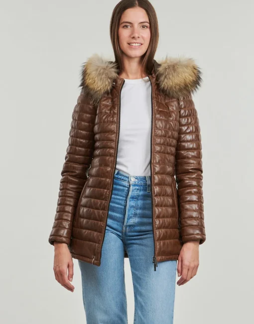 Oakwood - POPPING (removable raccoon fur)