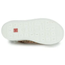 Shoo Pom - PLAY NEW JODLACE