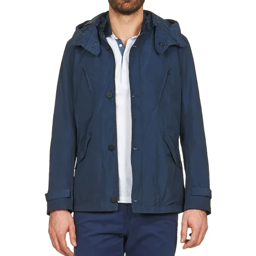 Sisley - ROAMA