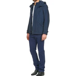 Sisley - ROAMA