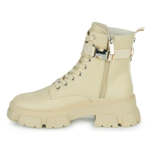 Steve Madden - TANKER-P