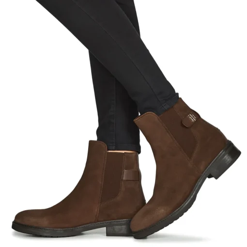 Tommy Hilfiger - Coin Suede Flat Boot