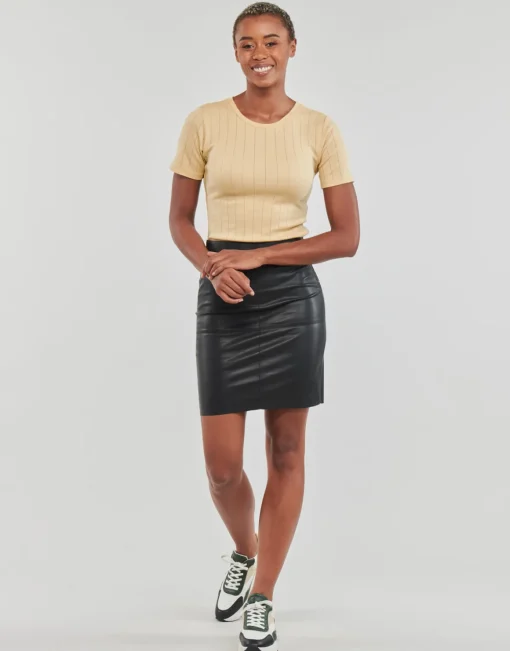 Vero Moda - VMOLYMPIA HW SHORT PL SKIRT NOOS